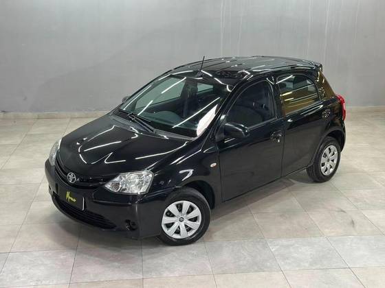 TOYOTA ETIOS 1.3 X 16V FLEX 4P MANUAL TOYOTA ETIOS 1.3 X 16V FLEX 4P MANUAL